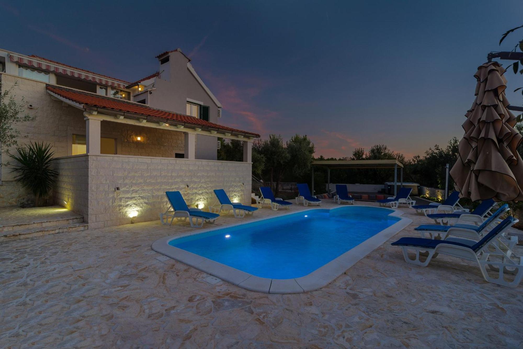 Villa Decima Milna  Exterior photo