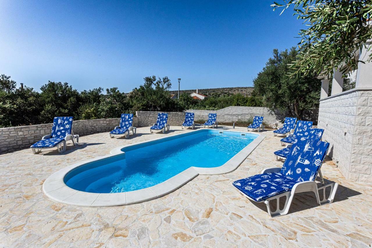 Villa Decima Milna  Exterior photo